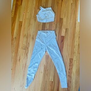 Athletic set: buff bunny